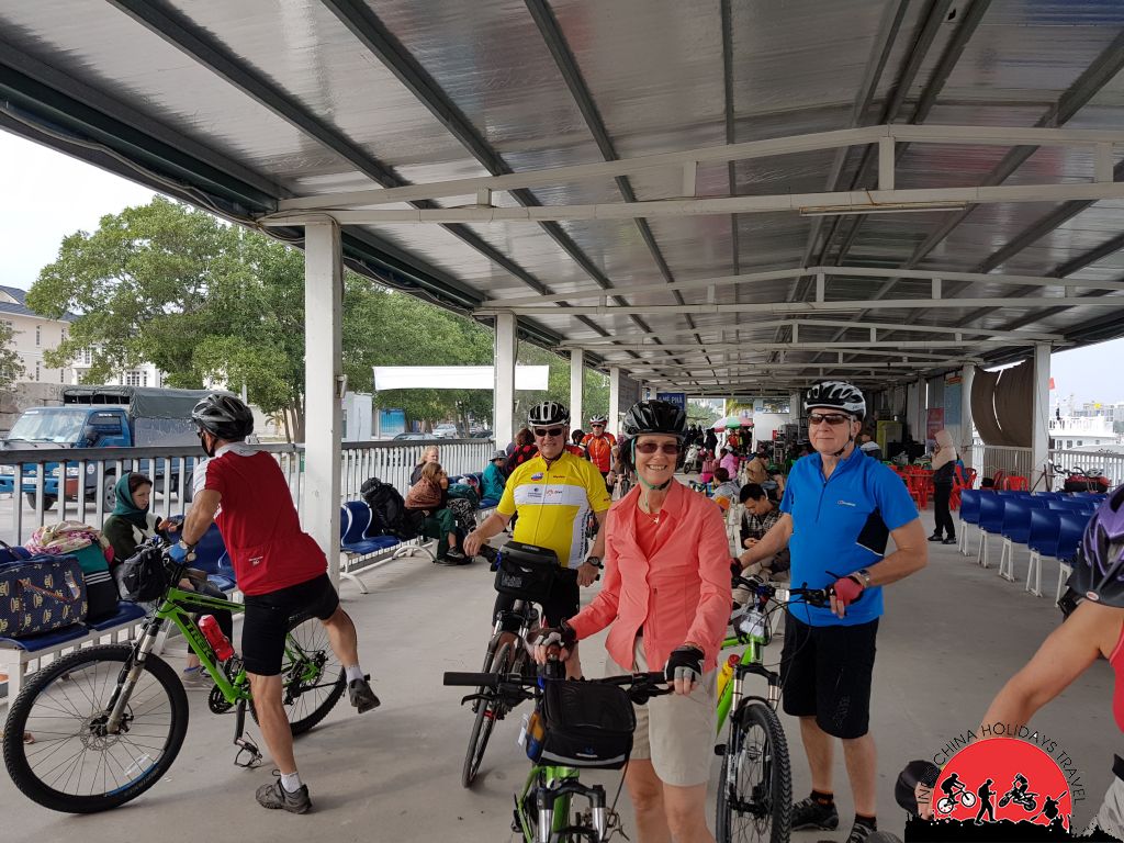4 days Phnom Penh Cycling to Kep Kampot
