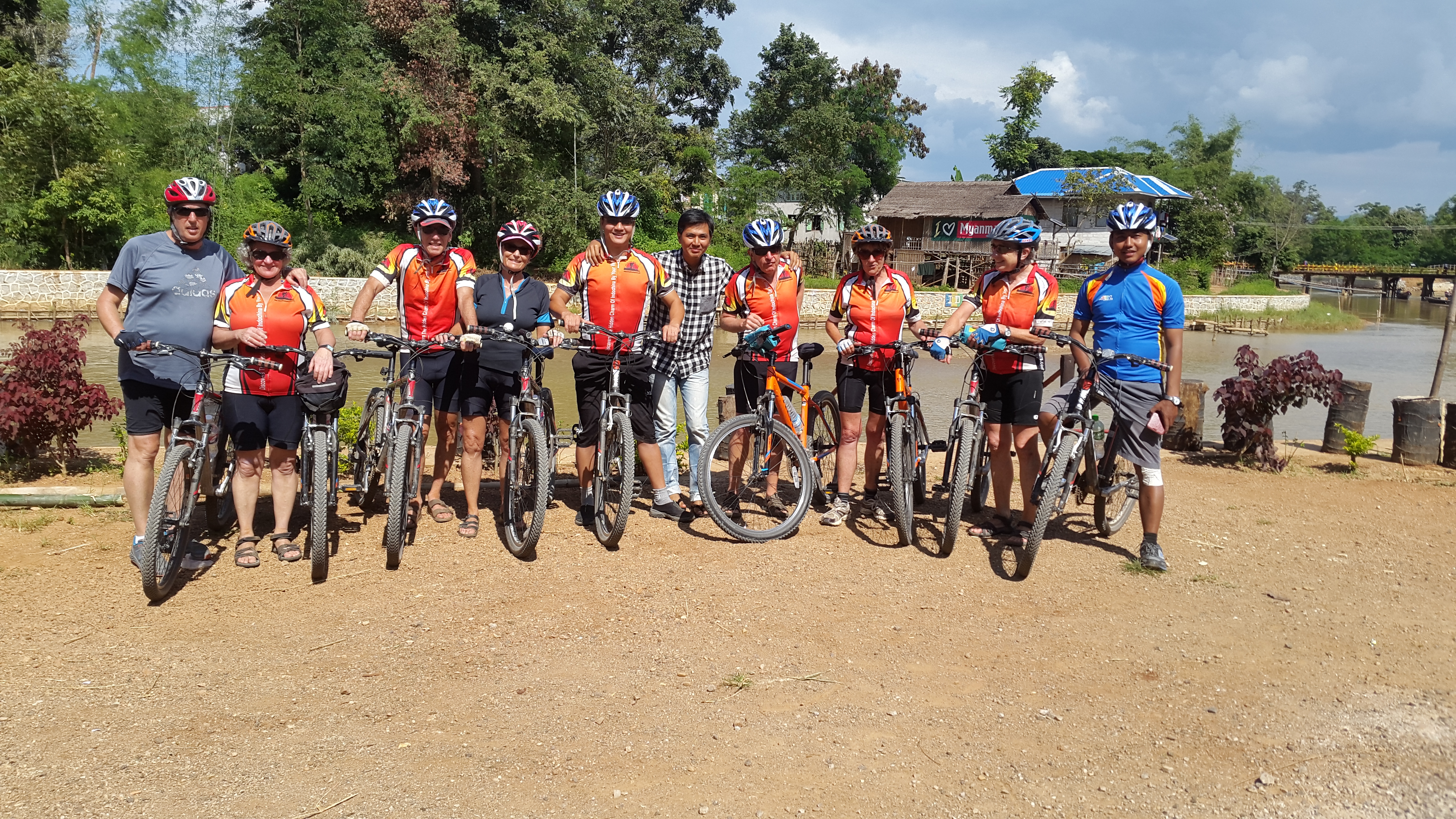 18 Days Biking from Siem Reap To Hoian
