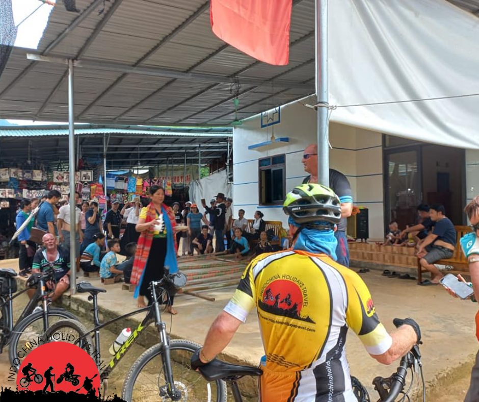 2 Days Ha Noi Biking To Mai Chau Village