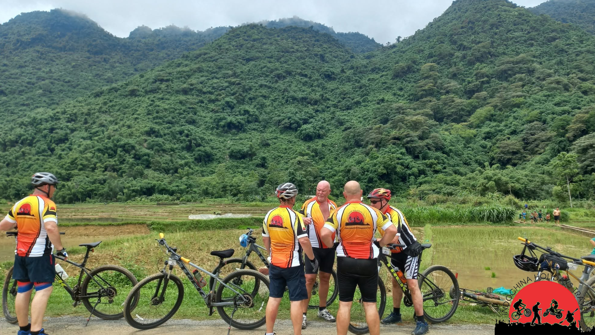 6 Days Hanoi Bike To Ba Be Lake – Ban Gioc Waterfall – Lang Son
