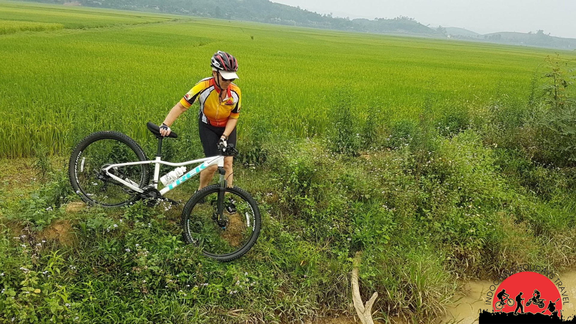 6 Days Hanoi Cycling To Ninh Binh and Sapa Mountain Tour