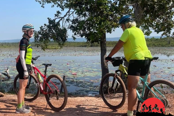 4 Days Vang Vieng Cycle to Vientiane