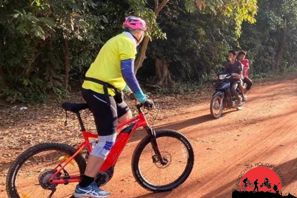 1 Day Luang Prabang Easy Cycling