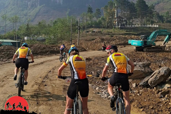 14 Days Thailand Border Cycling To Vientiane Tour