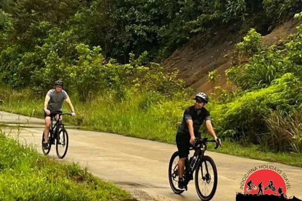 2 days Cycle Around Luang Prabang