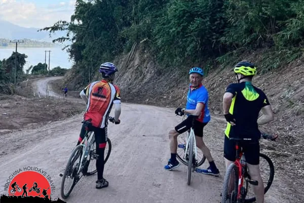1 Day Luang Prabang Cycling To Ban Som & Ban Na Village